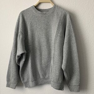Fruit of the Loom Men's Heather Gray Crewneck Sweater
